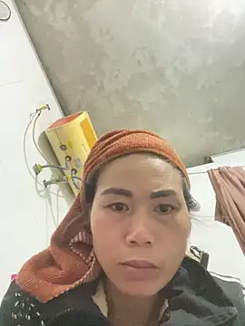 Snapshot of meganmeo chatting on February 20, 1:22 pm meganmeo online show from February 20, 1:22 pm