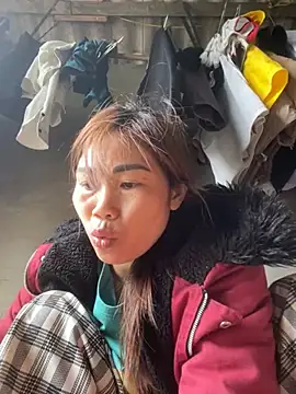 Snapshot of meganmeo chatting on March 11, 5:35 am meganmeo online show from March 11, 5:35 am