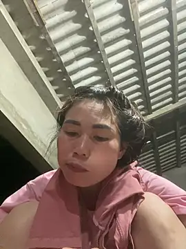 Snapshot of meganmeo chatting on March 26, 1:06 pm meganmeo online show from March 26, 1:06 pm