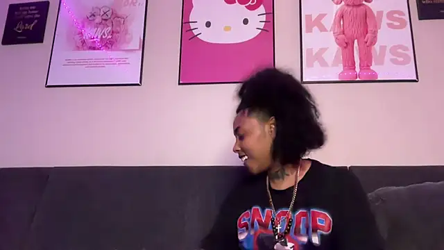 seductivefreak7 online show from December 1, 5:01 am