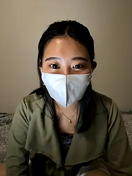 Snapshot of Minagi_Shizuku chatting on December 4, 11:13 pm Minagi Shizuku online show from December 4, 11:13 pm