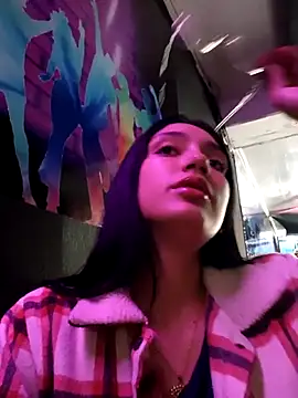  ArianaToro online show from February 6, 6:11 pm