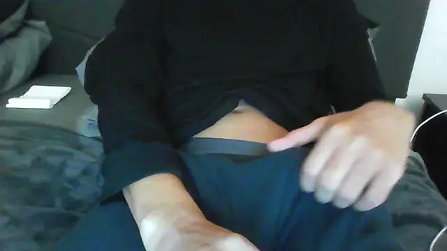 Snapshot of latinman7944 chatting on March 16, 7:12 am latinman7944 online show from March 16, 7:12 am