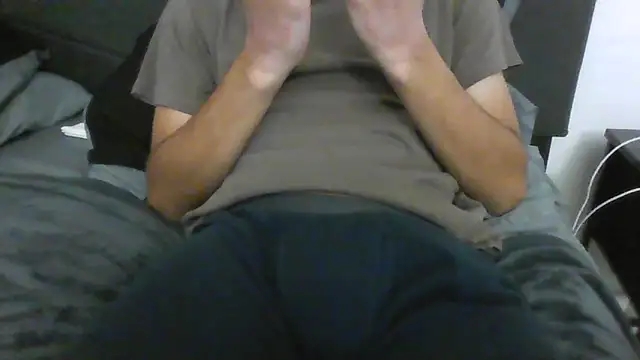 Snapshot of latinman7944 chatting on March 23, 6:17 am latinman7944 online show from March 23, 6:17 am