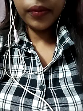 simmi02 online show from November 23, 9:03 pm