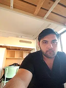 Koma001 online show from November 25, 8:03 am