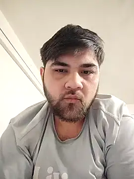 Koma001 online show from February 14, 3:20 pm