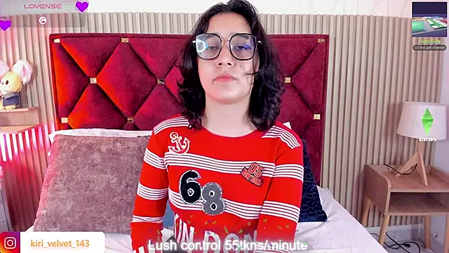 Kiri Velvet online show from June 23, 2:31 am