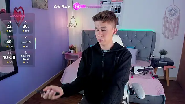 Juaan Diick online show from March 18, 5:38 pm