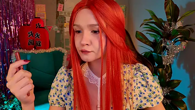 Snapshot of AliceMeowow chatting on December 15, 9:24 am AliceMeowow online show from December 15, 9:24 am