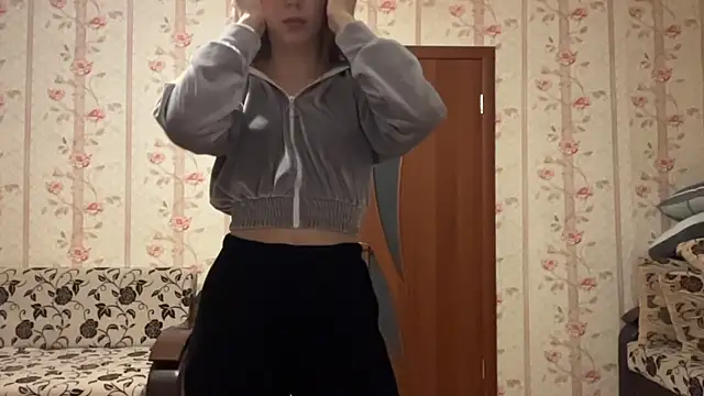 Snapshot of Katebarbie chatting on December 14, 2:00 pm Katebarbie online show from December 14, 2:00 pm