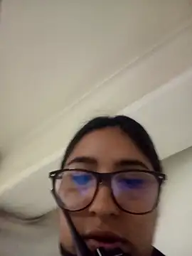 Snapshot of Bizcochitoc4 chatting on December 5, 12:25 pm Bizcochitoc4 online show from December 5, 12:25 pm