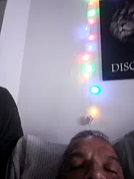 lombador22 online show from February 10, 11:42 pm