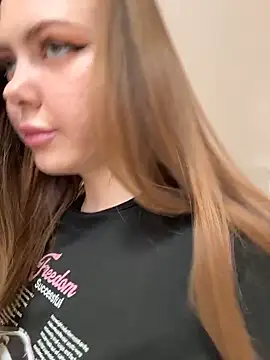 SinCityDoll online show from March 12, 5:13 am