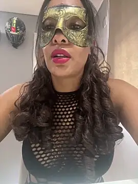 Snapshot of LunnaMaska chatting on March 17, 3:04 pm LunnaMaska online show from March 17, 3:04 pm