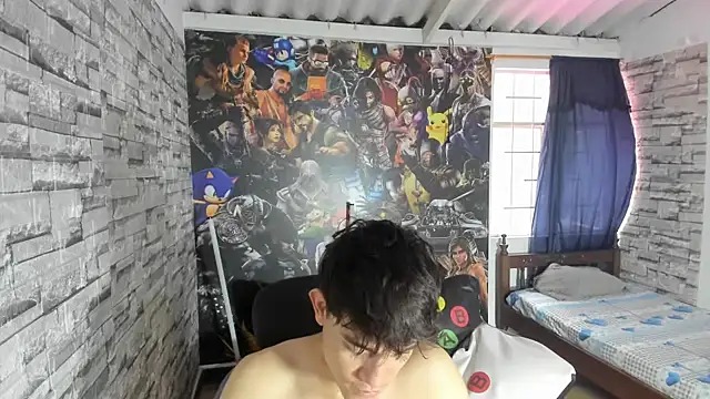 Snapshot of jay_orange chatting on March 22, 7:17 pm jay orange online show from March 22, 7:17 pm