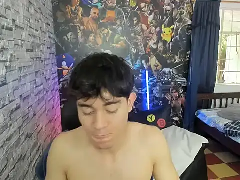 Snapshot of jay_orange chatting on March 28, 7:24 pm jay orange online show from March 28, 7:24 pm