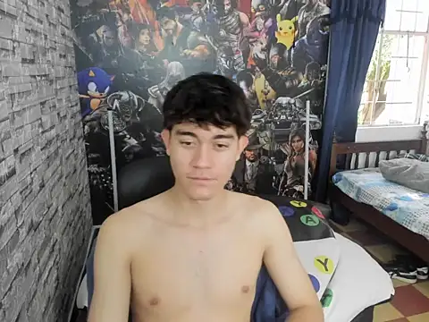 Snapshot of jay_orange chatting on March 29, 8:31 pm jay orange online show from March 29, 8:31 pm