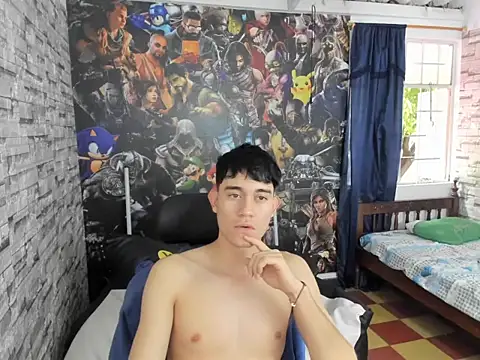 Snapshot of jay_orange chatting on April 7, 7:47 pm jay orange online show from April 7, 7:47 pm
