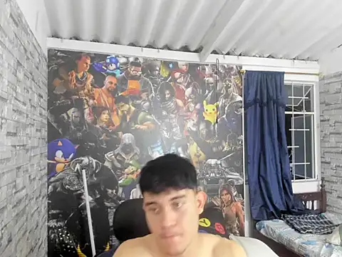 Snapshot of jay_orange chatting on April 13, 10:59 pm jay orange online show from April 13, 10:59 pm