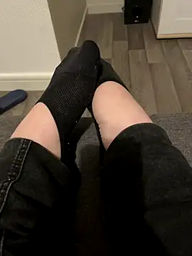 Snapshot of Blue-Coxy chatting on November 24, 6:40 pm Blue-Coxy online show from November 24, 6:40 pm