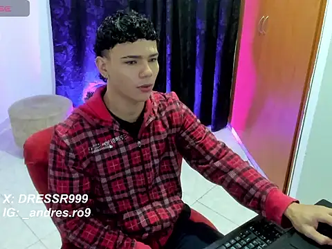 secret justin7 online show from December 1, 12:10 pm