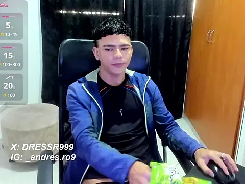 secret justin7 online show from December 17, 3:07 pm