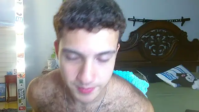 Snapshot of oceanboy_vibe chatting on December 17, 4:18 am oceanboy vibe online show from December 17, 4:18 am