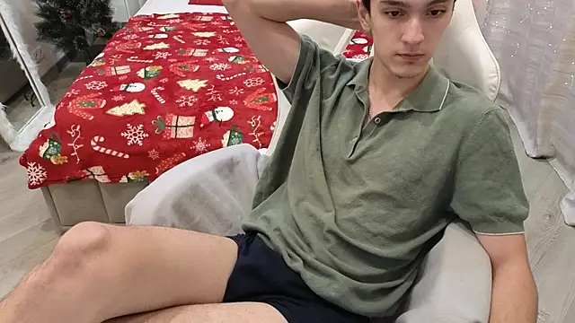 MoonlinSkinn online show from December 22, 1:02 am