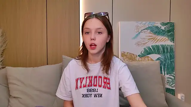 Samantha Martines online show from March 20, 3:39 pm