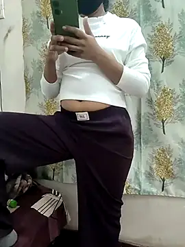 Snapshot of Siya499 chatting on November 28, 6:16 am Siya499 online show from November 28, 6:16 am