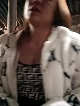 Lily-ross22 online show from January 14, 1:55 am