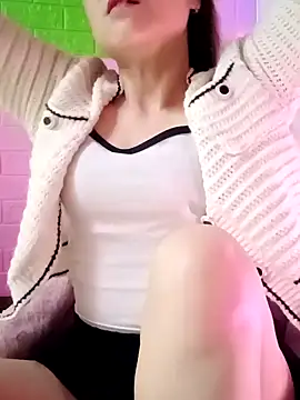 Lily-ross22 online show from February 1, 4:55 am