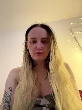 TomilaSi online show from January 11, 2:11 pm