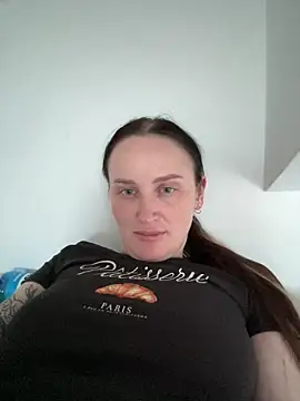 Snapshot of TomilaSi chatting on May 16, 6:28 pm TomilaSi online show from May 16, 6:28 pm