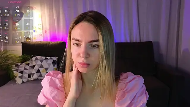 molly crystal online show from January 18, 1:31 am