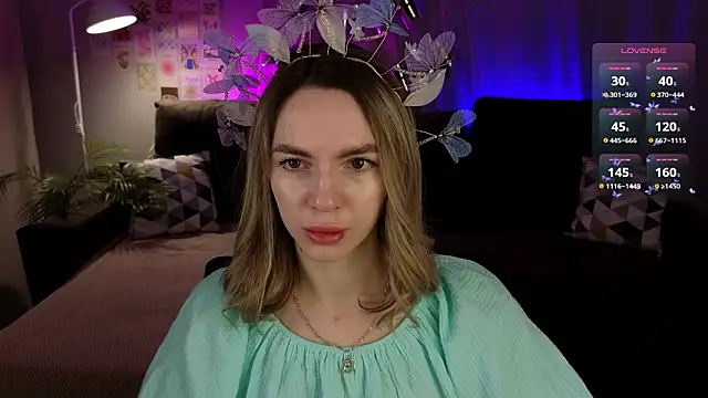 molly crystal online show from February 6, 1:43 am