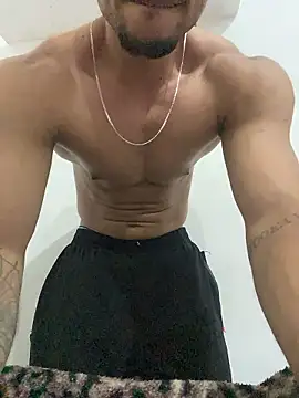 MoreninhoMagrinho online show from January 7, 2:52 pm