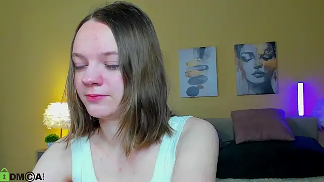 Snapshot of Olivia_Riesz chatting on March 25, 12:38 am Olivia Riesz online show from March 25, 12:38 am