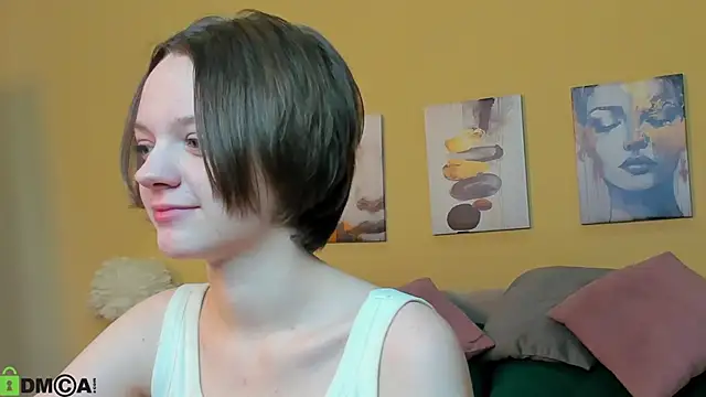 Snapshot of Olivia_Riesz chatting on April 11, 1:21 am Olivia Riesz online show from April 11, 1:21 am