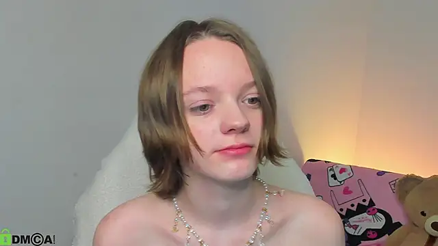 Snapshot of Olivia_Riesz chatting on June 2, 12:56 am Olivia Riesz online show from June 2, 12:56 am