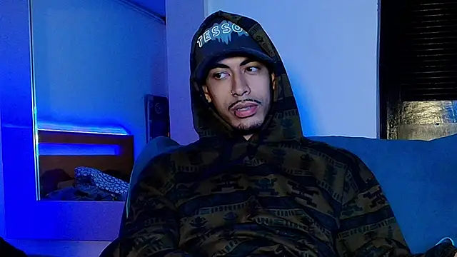 Da usma00 online show from December 18, 7:58 am