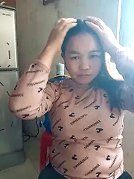 Snapshot of arina-11 chatting on December 17, 5:57 am arina-11 online show from December 17, 5:57 am