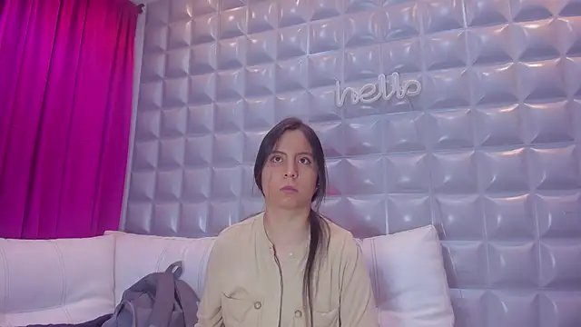 Snapshot of sol-angel chatting on December 15, 3:49 pm sol-angel online show from December 15, 3:49 pm