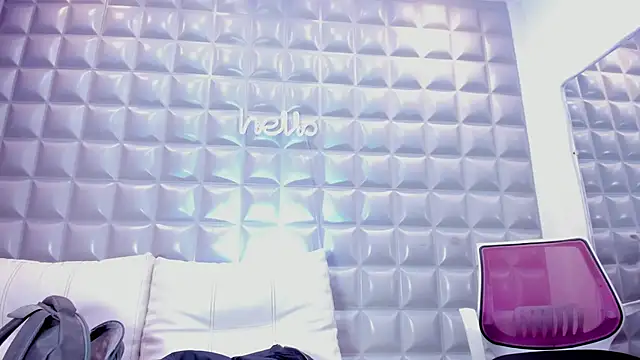 sol-angel online show from December 20, 4:03 pm