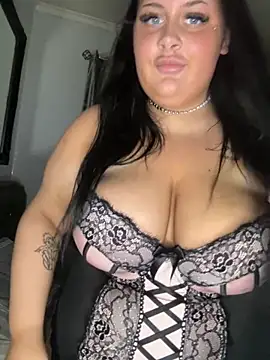 CurvyAyla online show from December 4, 10:29 pm