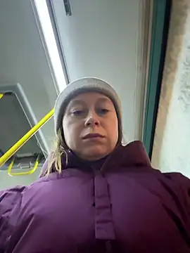 Snapshot of Brooke_lover chatting on February 18, 6:48 pm Brooke lover online show from February 18, 6:48 pm