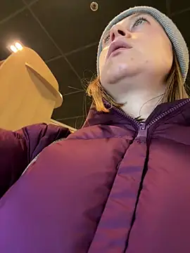 Snapshot of Brooke_lover chatting on March 4, 7:03 am Brooke lover online show from March 4, 7:03 am