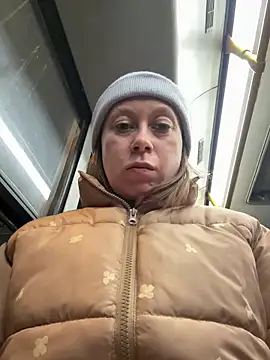 Snapshot of Brooke_lover chatting on March 17, 7:06 pm Brooke lover online show from March 17, 7:06 pm