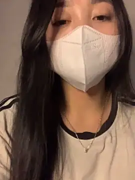 lana-kan online show from March 20, 2:11 pm